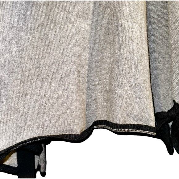 Allison Joy Gray Long Split Tie Bell Sleeve Sweater Women Sz Large Feminine Bow - Picture 4 of 8
